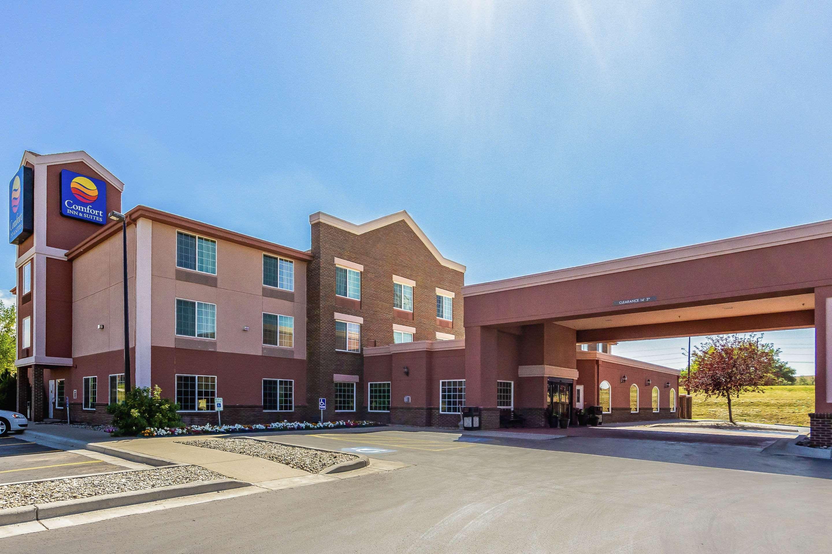 Comfort Inn & Suites Gillette Near Campbell Medical Center Exterior photo